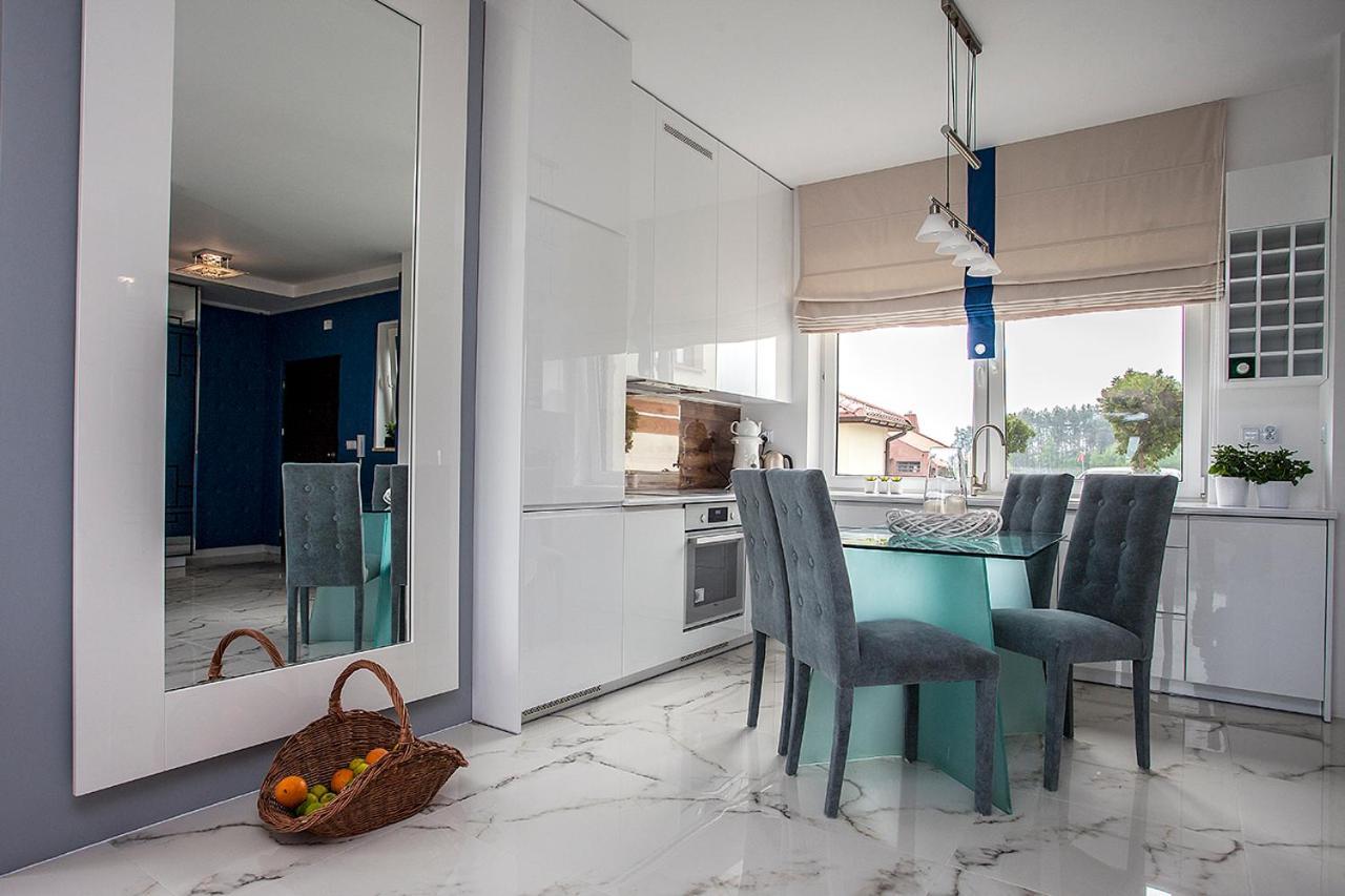 Golf Apartament W Sobieniach Sobienie Jeziory Eksteriør billede