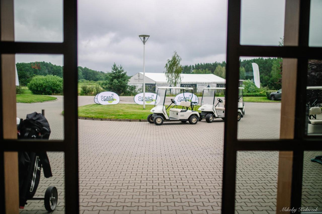Golf Apartament W Sobieniach Sobienie Jeziory Eksteriør billede